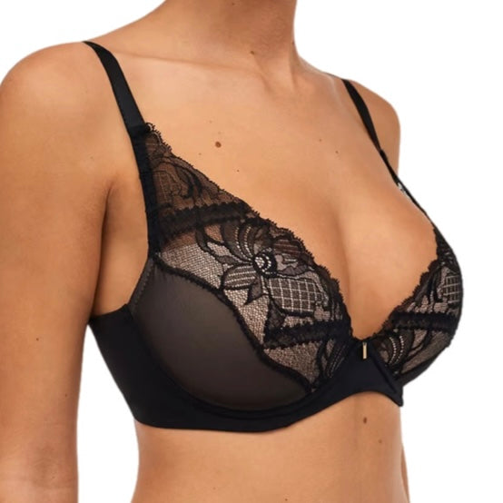 Chantelle Orangerie Dream Lace Contour Plunge Bra Black